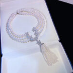 pearl choker necklace