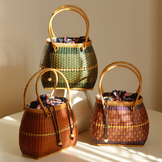 woven tote bag