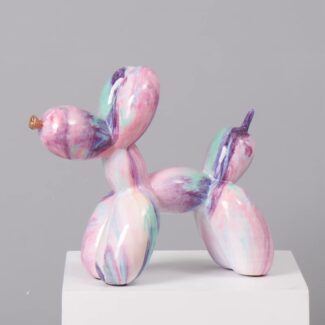 balloon dog statue